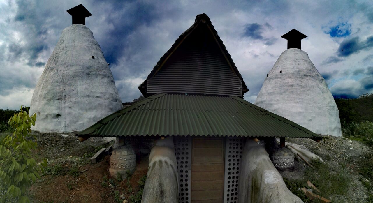 Earthship near Kampung Chennah